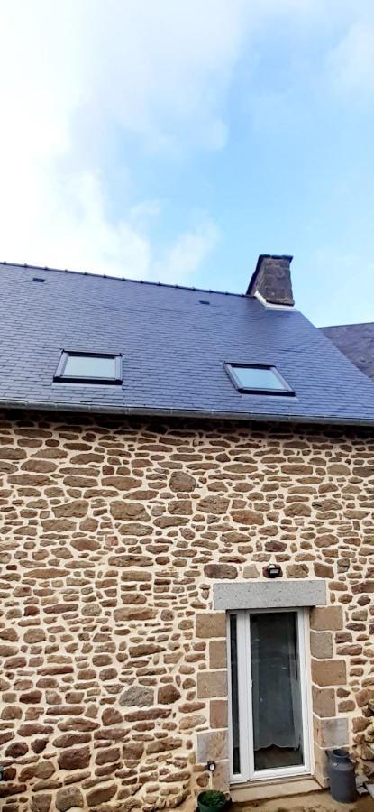 Au Lutin Pomme - Maison De Vacances Bretagne Mellé Екстериор снимка